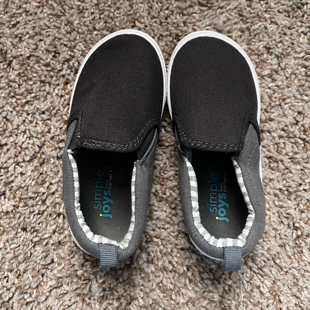 Carter’s Kid 9 Canvas Dual Tone Shoes